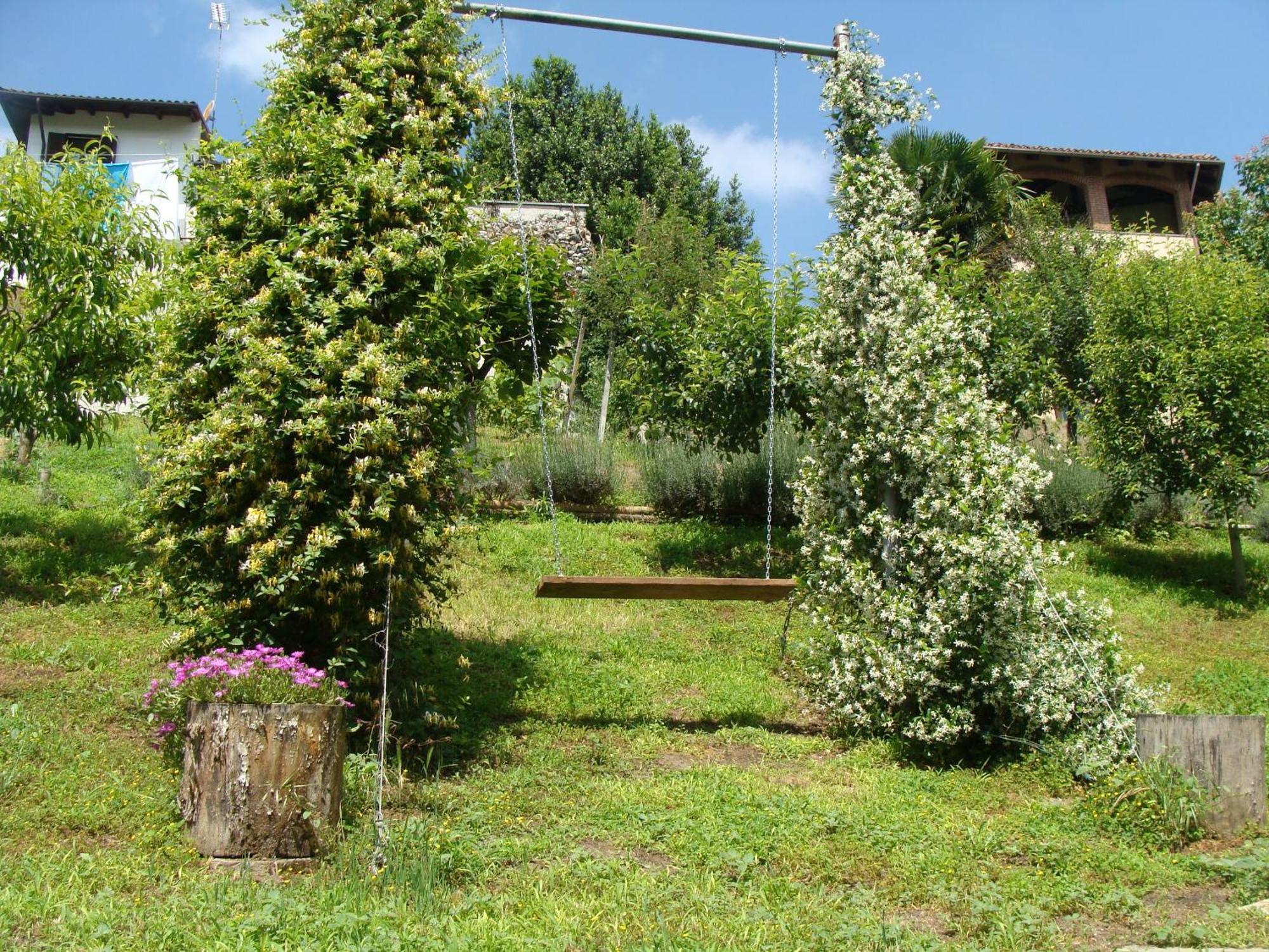 Appartamento In Monferrato Di Dominga Portacomaro Eksteriør bilde